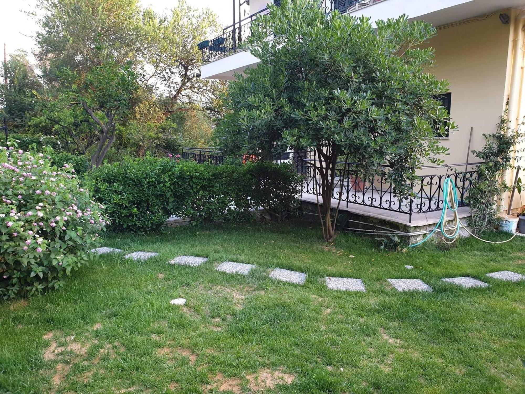 2 Bedroom Spacious Garden Kanoni (Corfu)