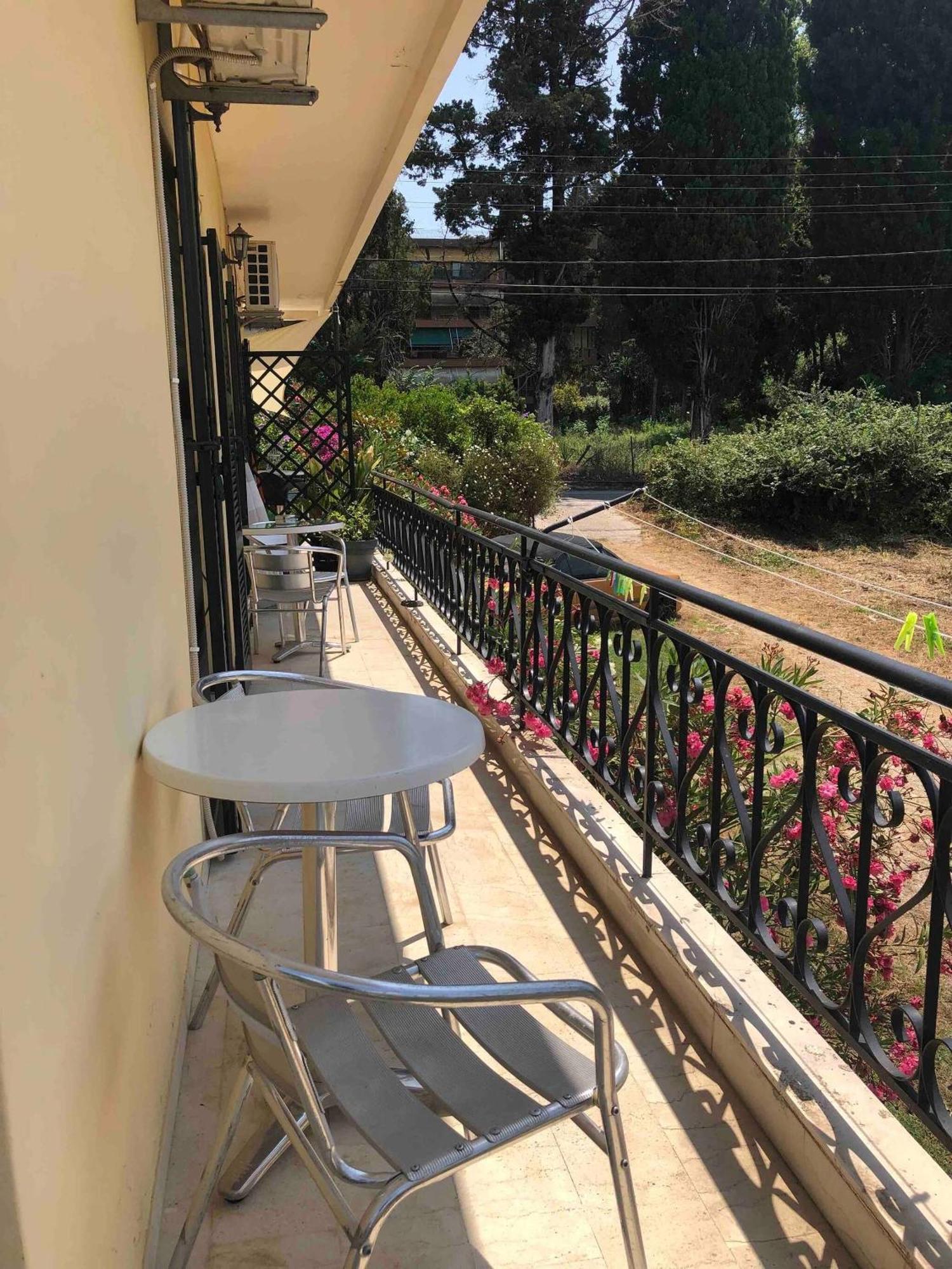 2 Bedroom Spacious Garden Kanoni (Corfu)