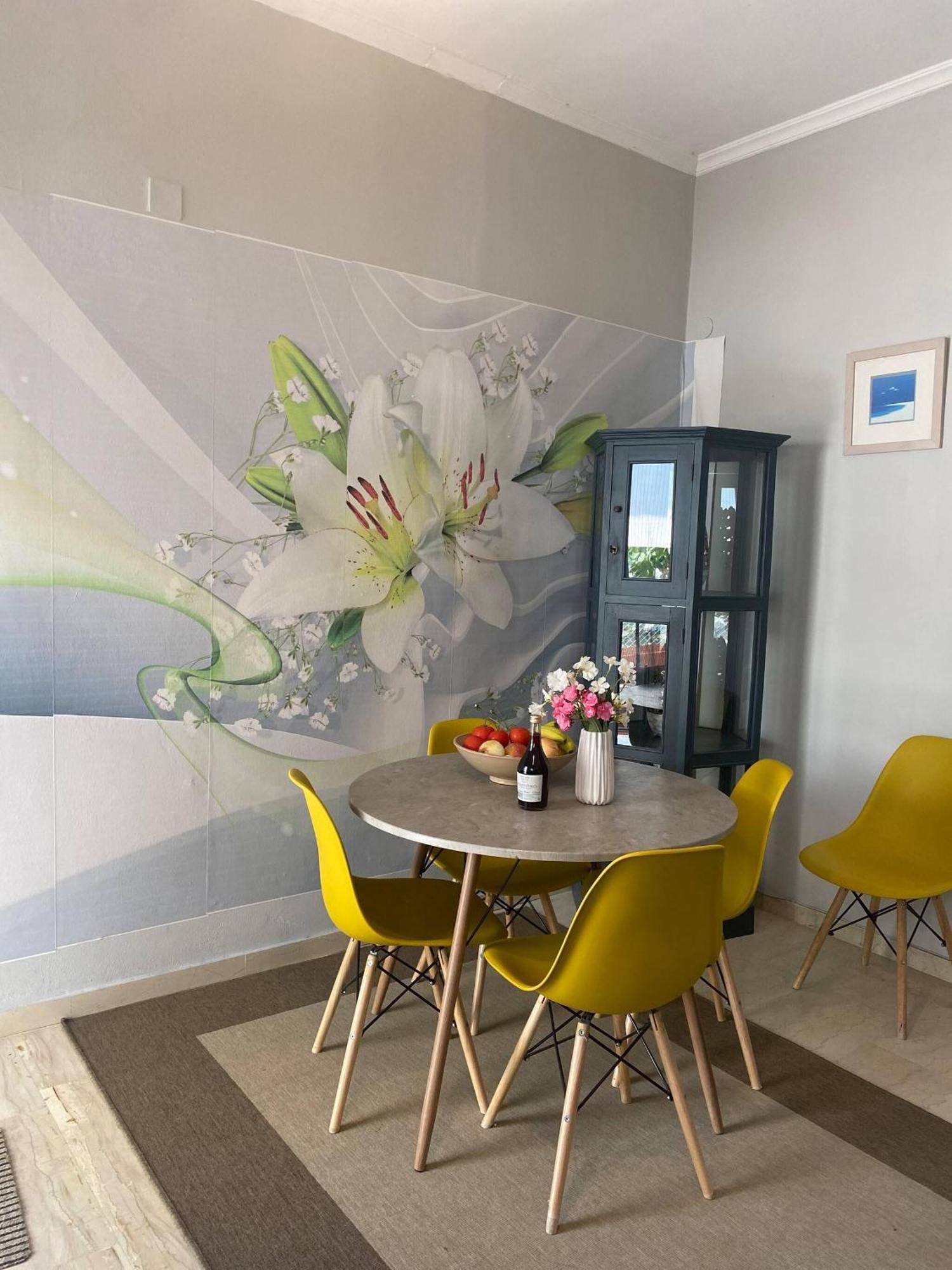 Apartment 2 Bedroom Spacious Garden *